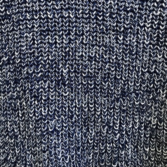 GAP oversized blue & white ribbed knit sweater - Picture 3 of 7